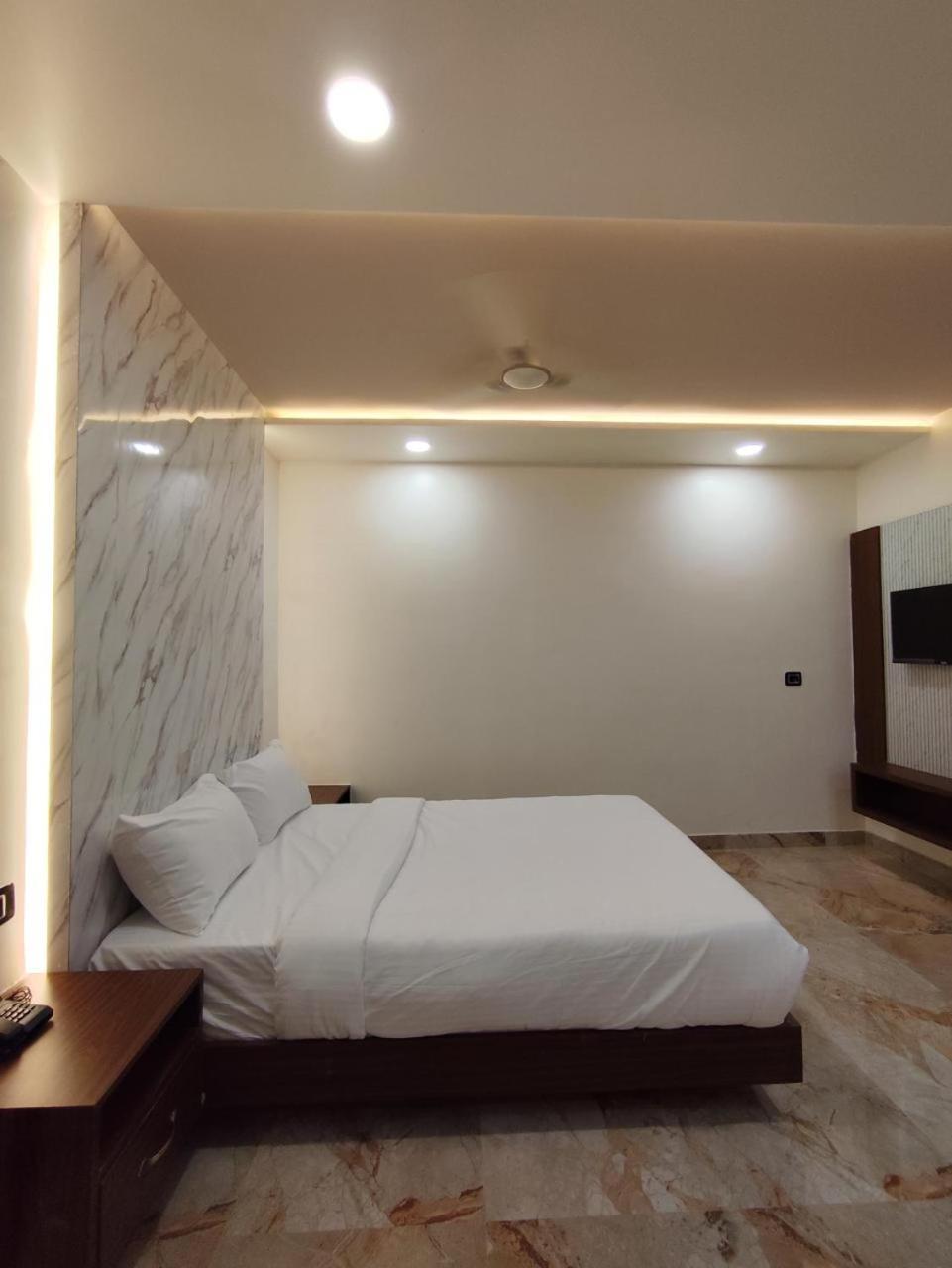 Sree Mahalakshmi Residency By K Hotels Virudunagar 외부 사진